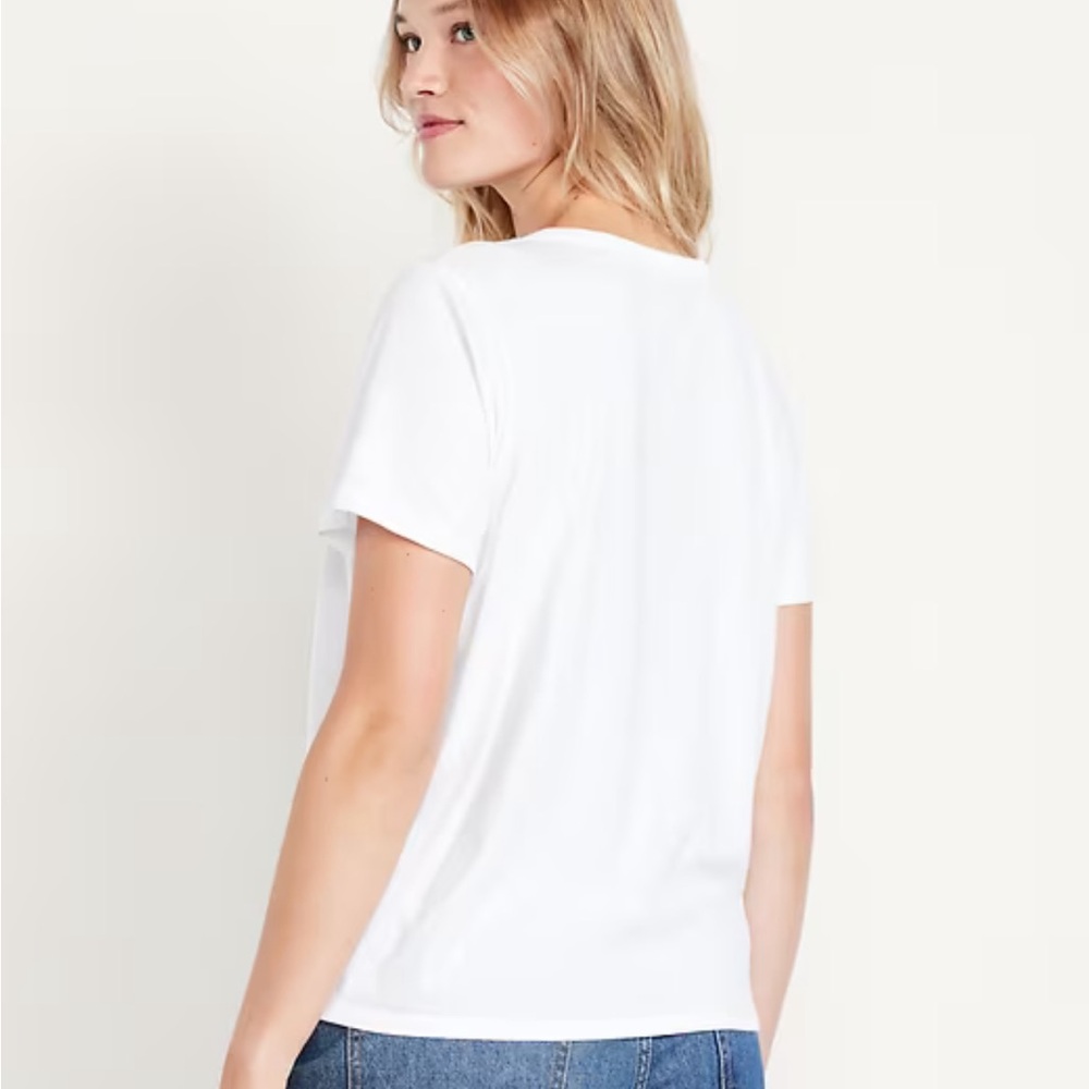 Five Old Navy Crisp White Short Sleeve Tees 5/$12 - Picture 2 of 4